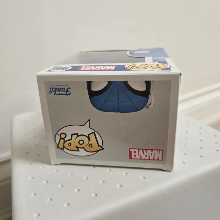 Web-Man Spiderman Marvel #1560 Funko Pop image indicator(6)