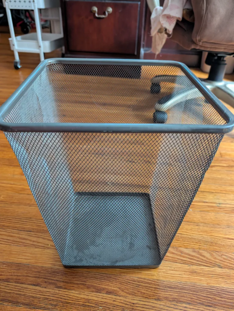 Metal Mesh Trash Can - Black thumbnail