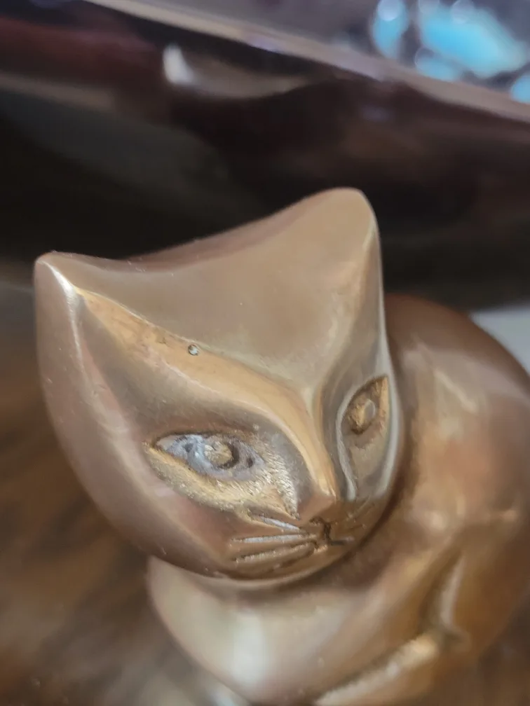 Vintage Brass Crouching Cat Figurine image indicator(4)