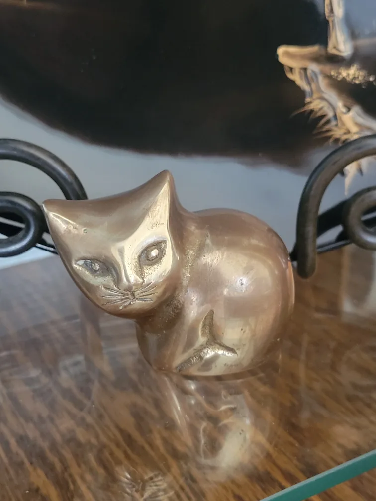 Vintage Brass Crouching Cat Figurine image indicator(6)