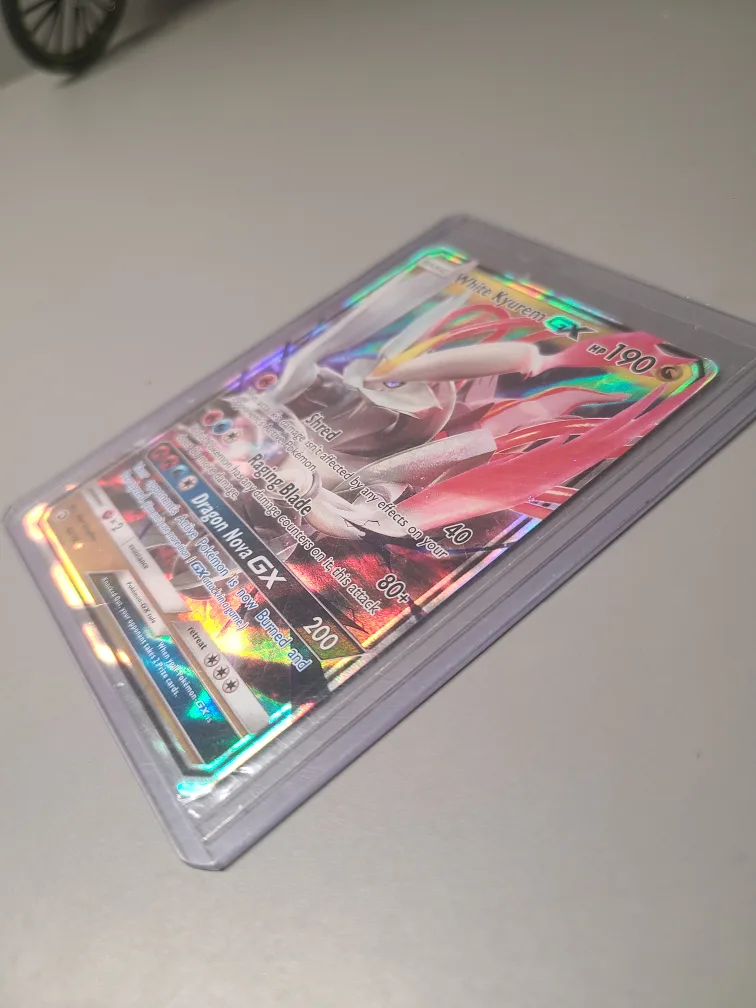 White Kyurem GX Pokemon Card image indicator(3)