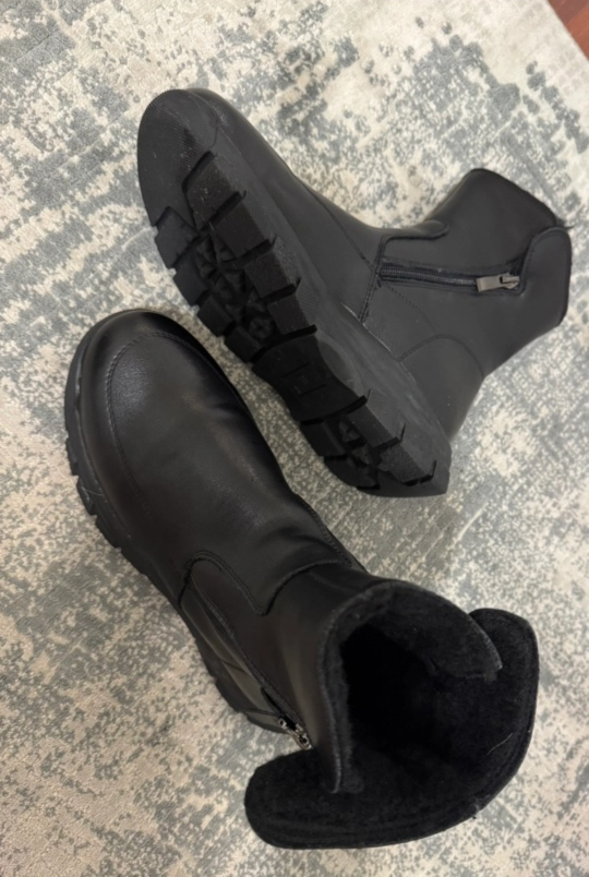 Black leather winter boots size 36 - photo 4