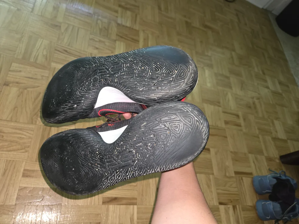 Nike Kyrie Flytrap 4 Bred image indicator(3)