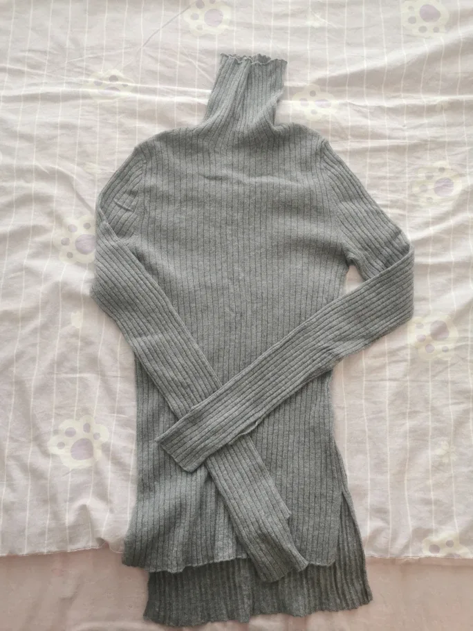 Zara Grey Ribbed Turtleneck - Size L thumbnail