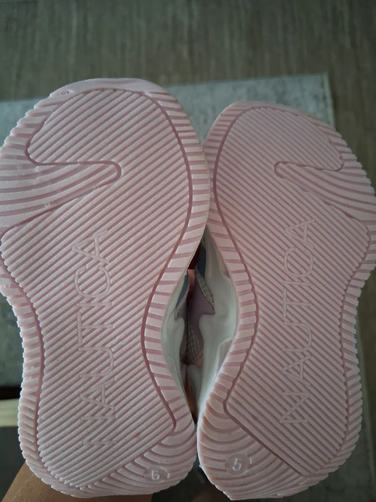 Nautica Baby Girl's Sneakers - Size 5 image indicator(4)