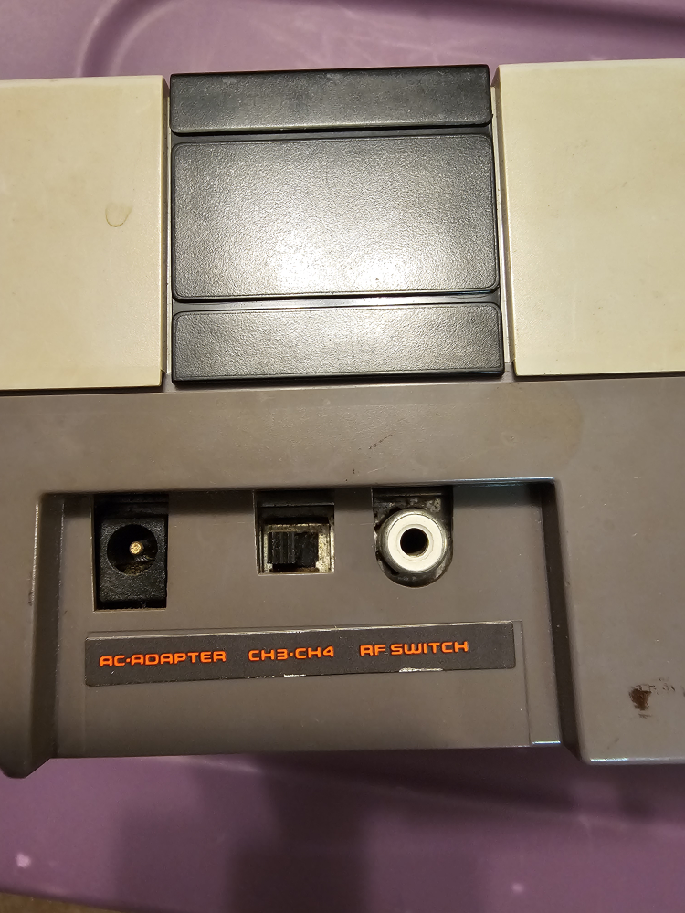Nintendo Entertainment System (NES) - photo 4