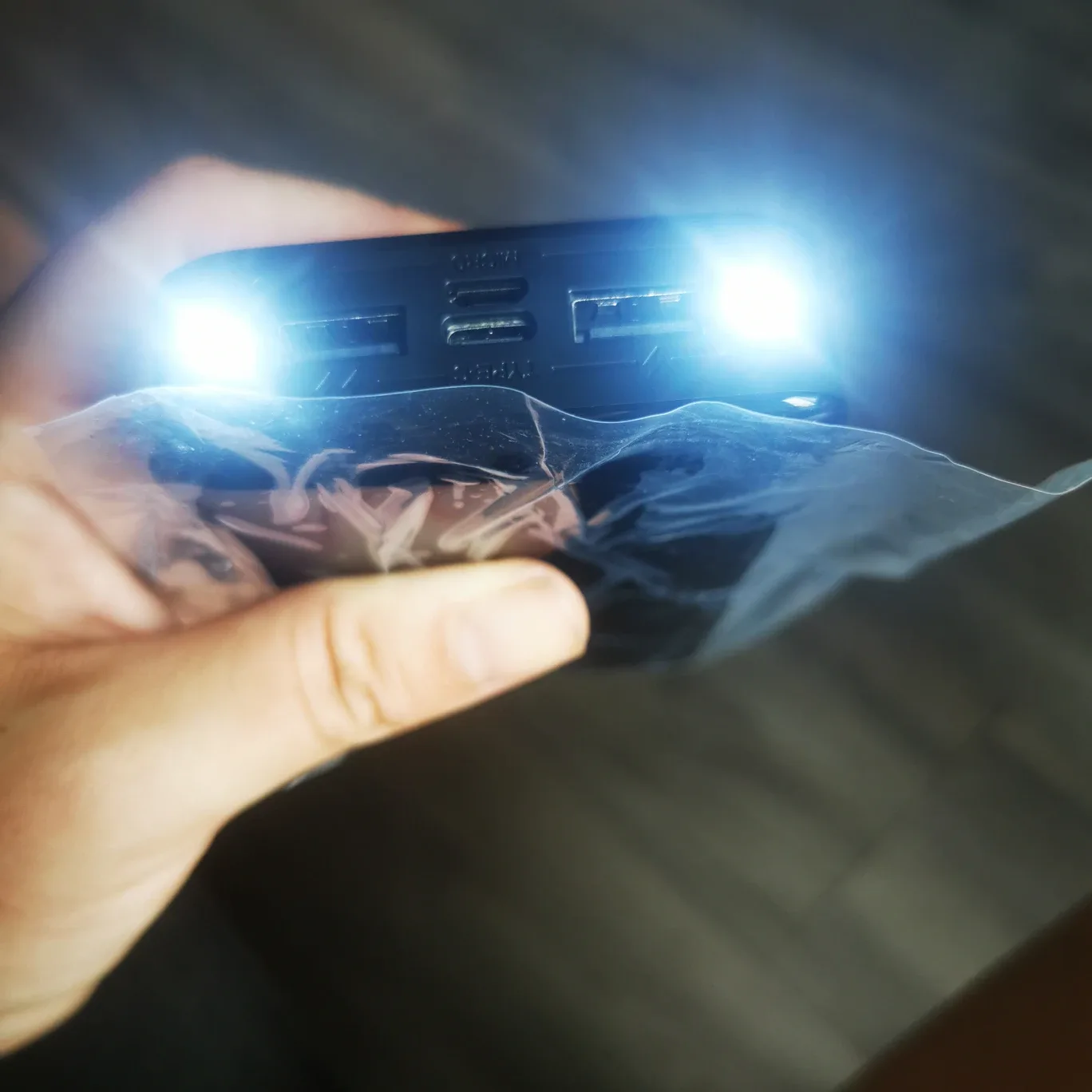 New Portable Power Bank 30000mah image indicator(2)