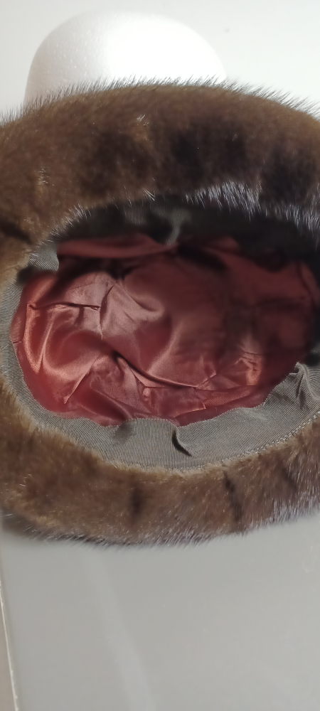 Woman's Brown Fur Hat - photo 5