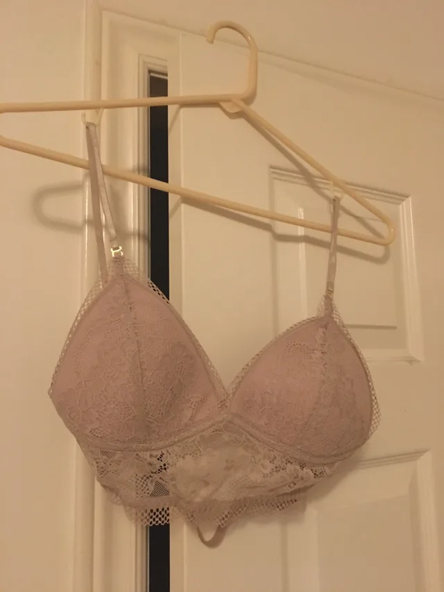 NEW nude low back bra size M-L thumbnail