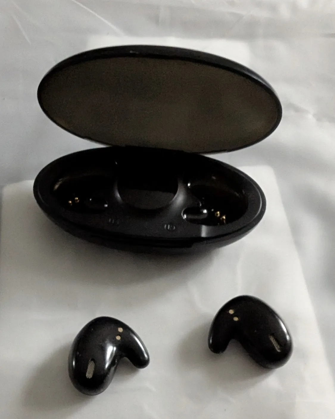 Wireless Earbuds image indicator(2)