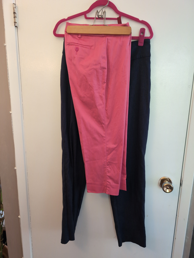 Tradition Pink Cropped Pants - Size 4 - photo 4