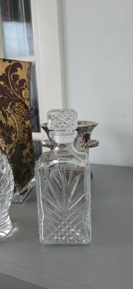 Crystal Decanter with Stopper thumbnail