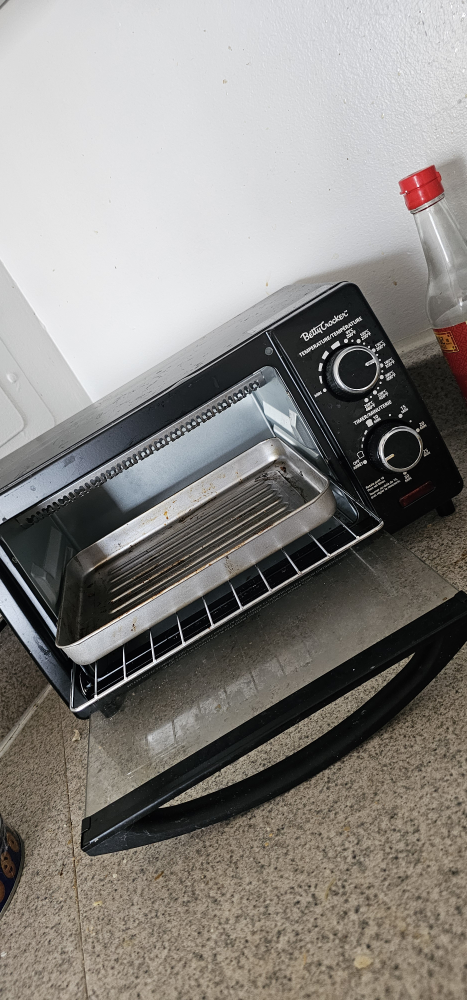 Better Crocker Toaster Oven
