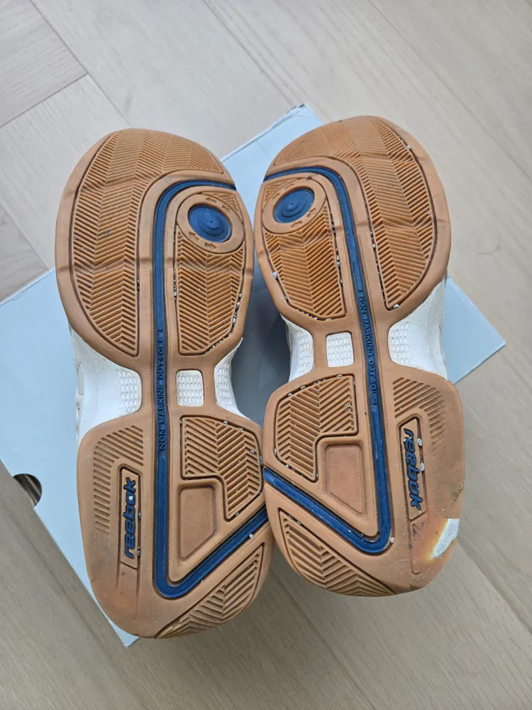 Reebok Court Master II - Size 10 image indicator(3)