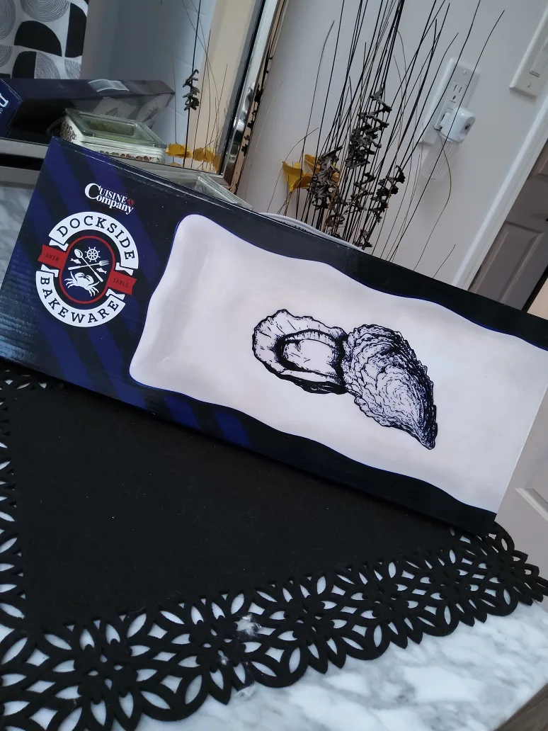 Dockside Bakeware Oyster Plate - New in Box! thumbnail