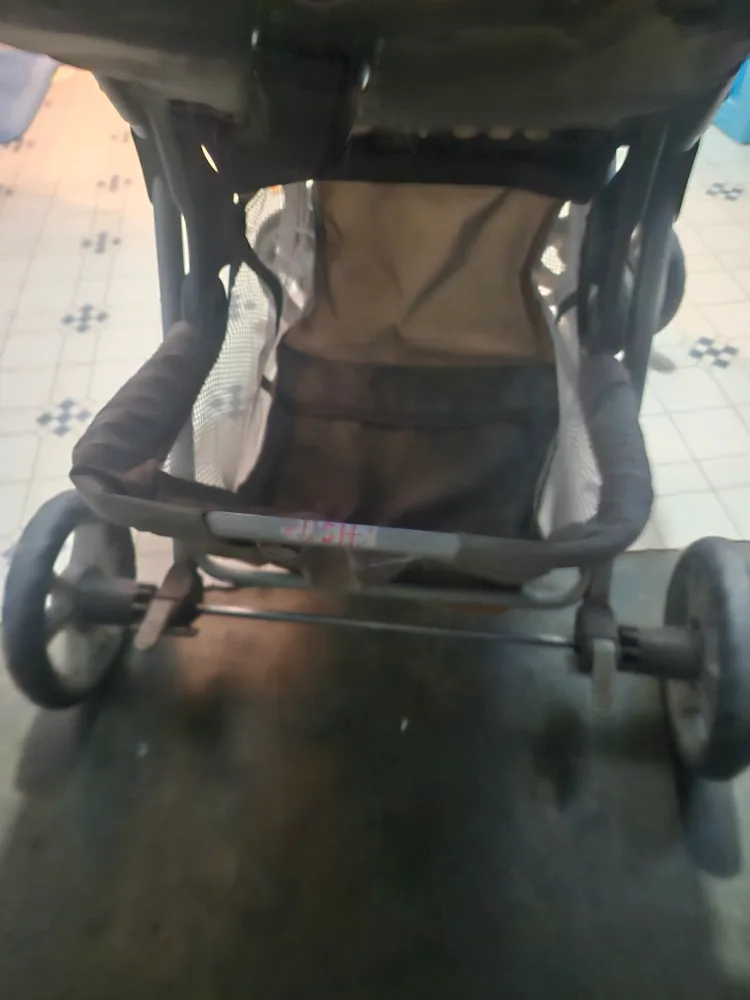 Graco Stroller - Gently Used image indicator(4)