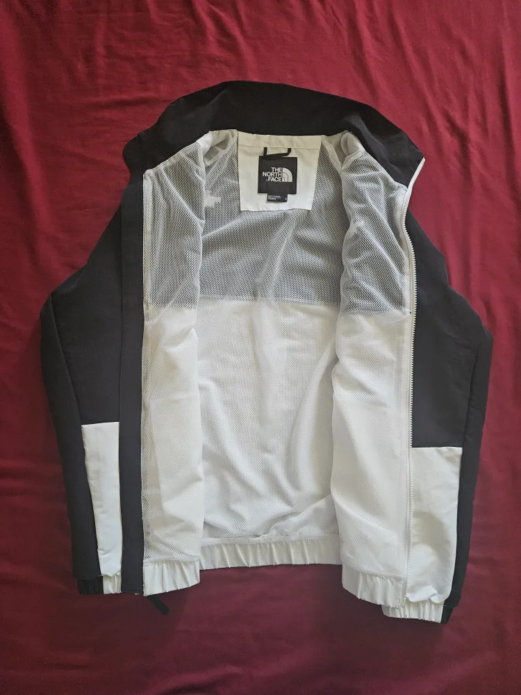 The North Face Jacket - Men's Medium image indicator(3)