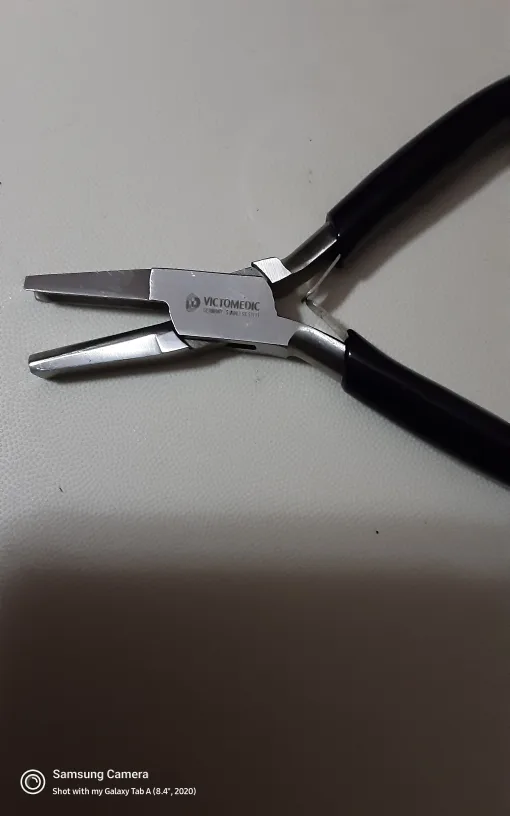 Victomedic Flat Nose Pliers, looping pliers, New! JEWELLERY TOOL image indicator(2)