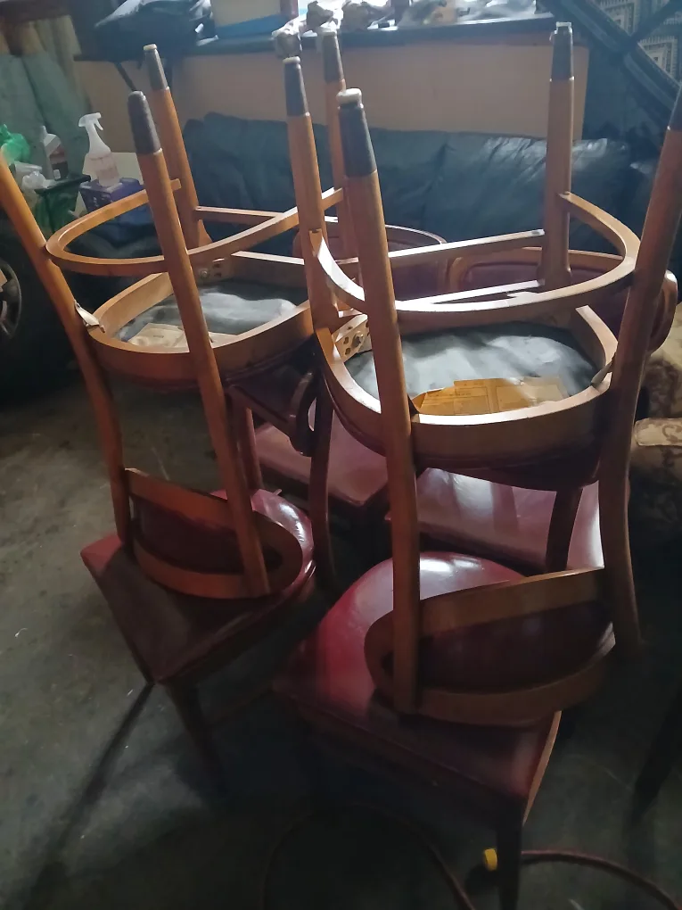 6 chears good condition thumbnail