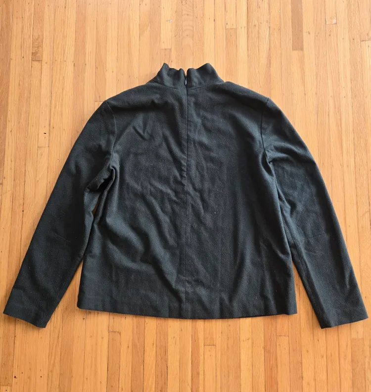 Aritizia Babaton Forest Green XS Mock Neck Top image indicator(4)