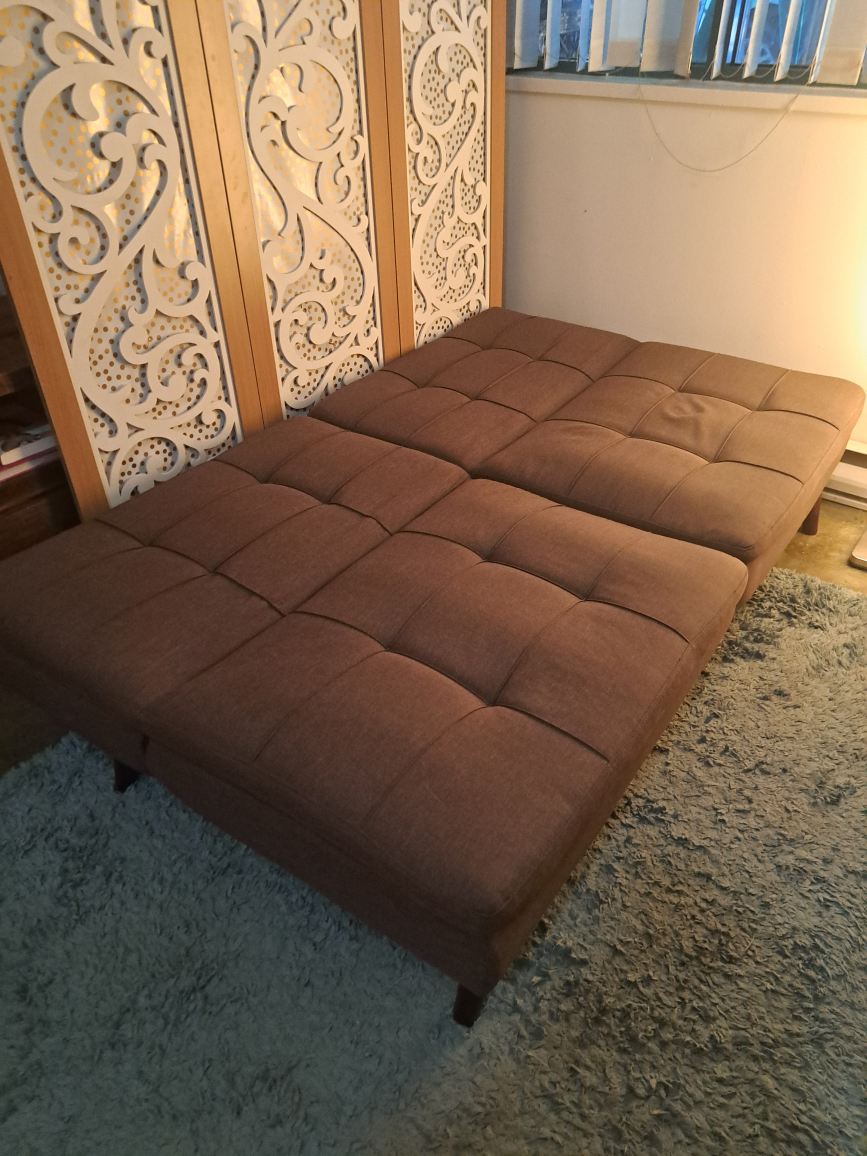 Brown Couch/Bed Converts Easily - photo 4