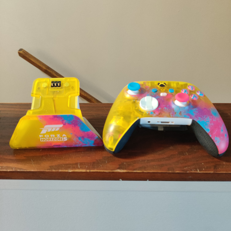 Xbox Forza Horizon 5 Limited Edition Controller + Razor Stand - photo 3