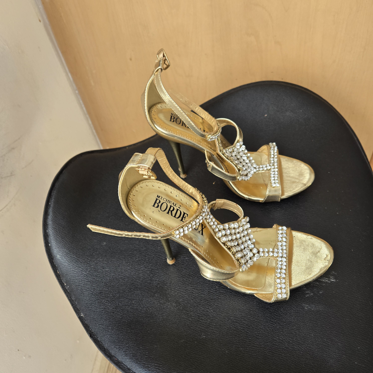 Michel Bordeau Gold Heels - photo 2