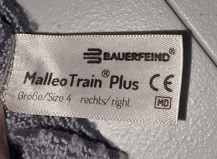 Bauerfeind MalleoTrain Plus Ankle Brace - Size 4 Right Sid image indicator(3)