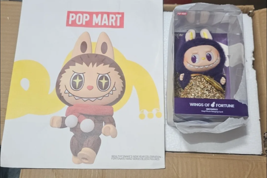 POP MART Labubu Wings of Fortune Vinyl thumbnail