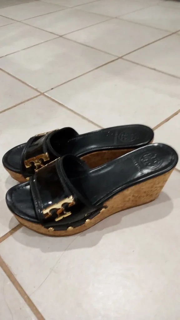 🧡Tory Burch Black Wedge Sandals thumbnail