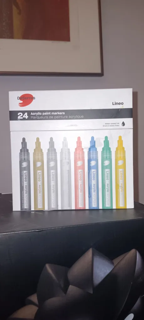 DeSerres Lineo Acrylic Paint Markers - 24 Pack thumbnail
