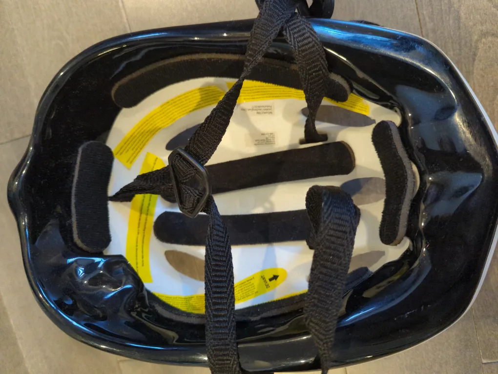 Bell Kids' Bike Helmet image indicator(2)