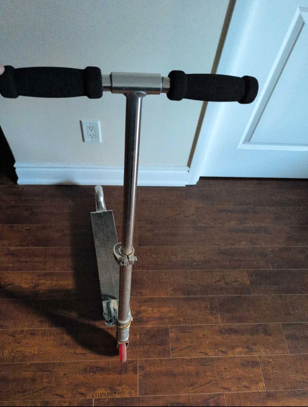 Used Kick Scooter thumbnail