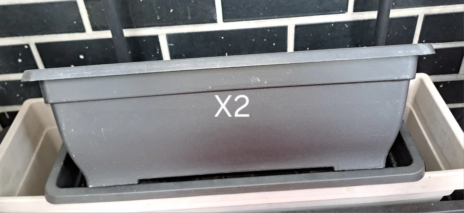 7 x Rectangular & Square Plant Pots - Grey/Black/White image indicator(4)