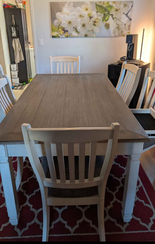 Dining Table with 6 Chairs