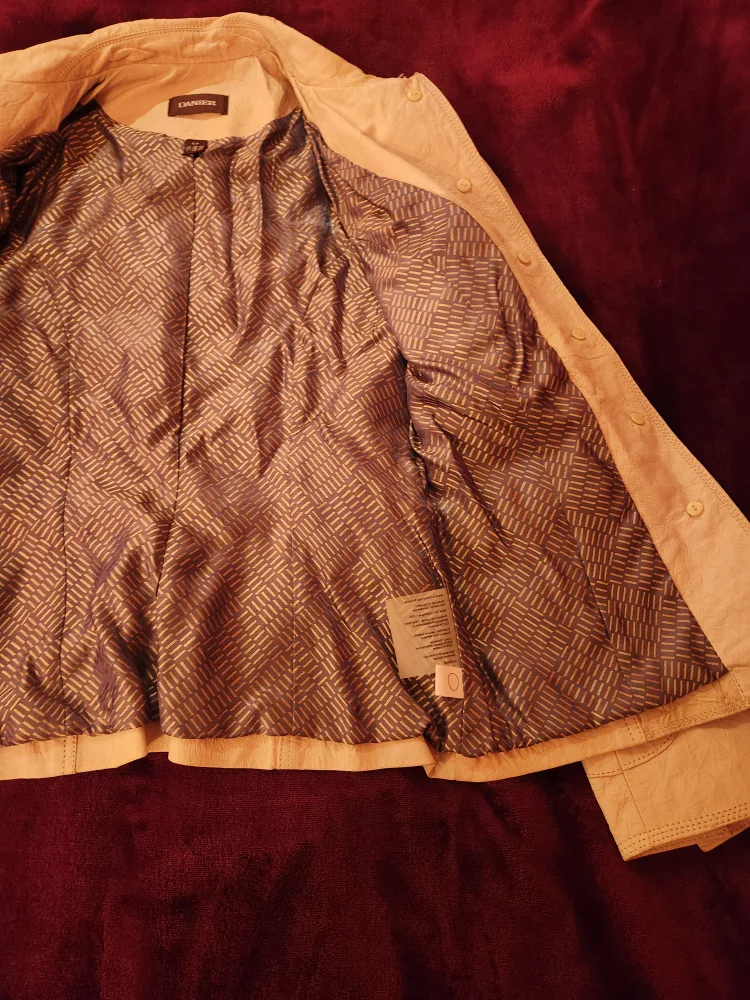 DANIER Leather Jacket - Size S/P image indicator(6)