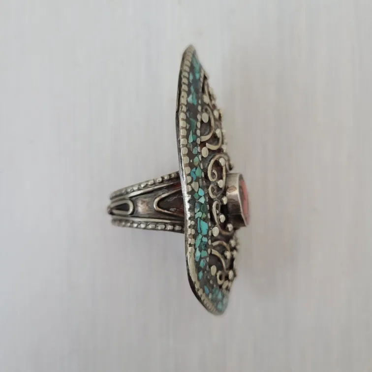 Vintage Turquoise and Coral Ring image indicator(3)