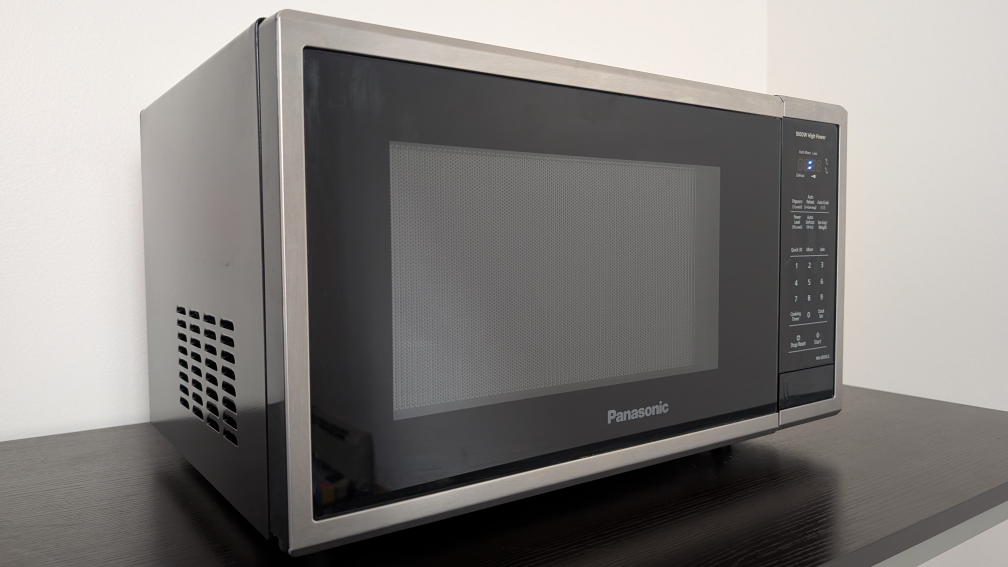 Panasonic Microwave Oven – 1000W (Model: NN-SB55LS) | $95 OBO