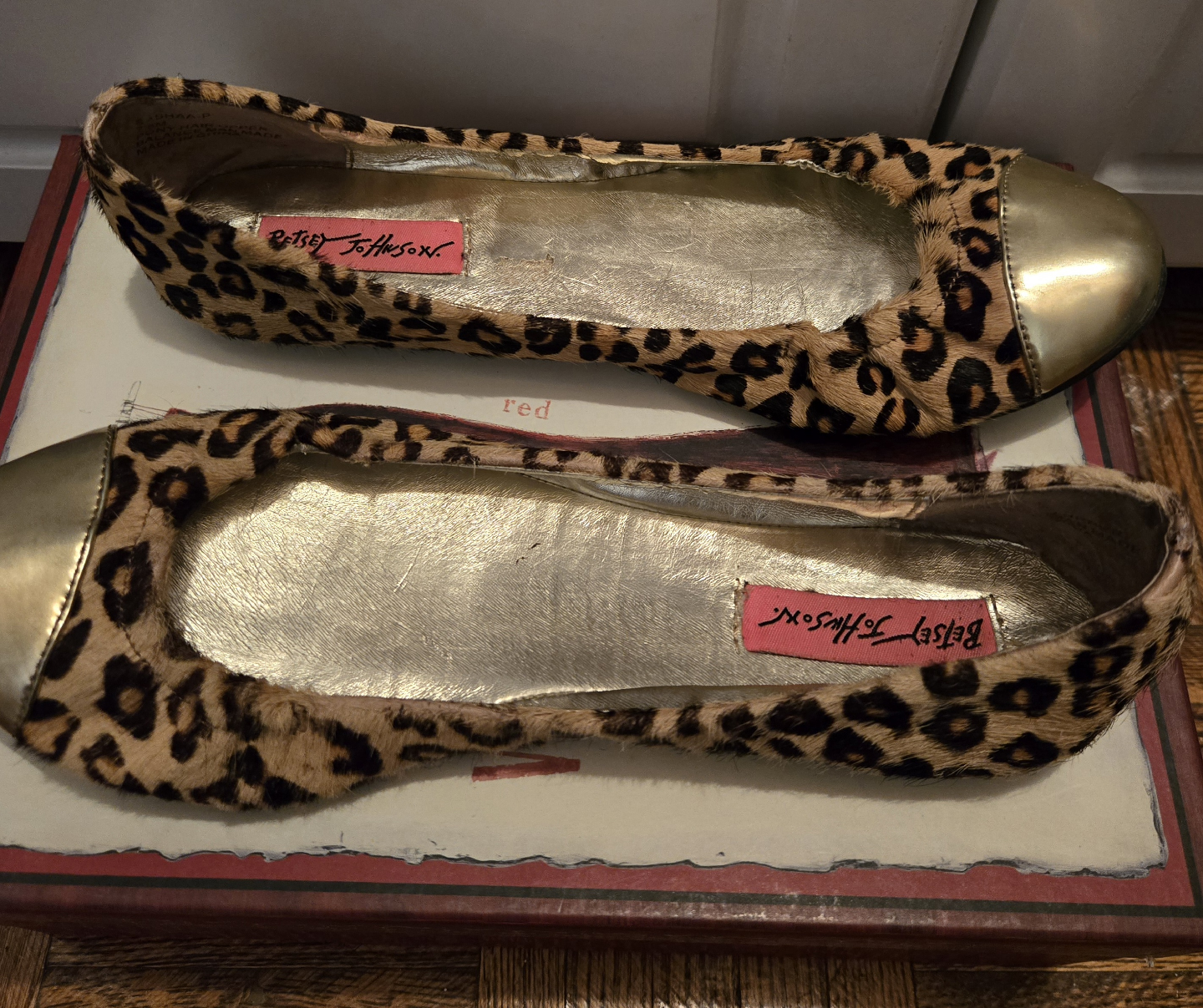 Authentic BETSEY JOHNSON slip-on ballet flats shoes - Size 7.5