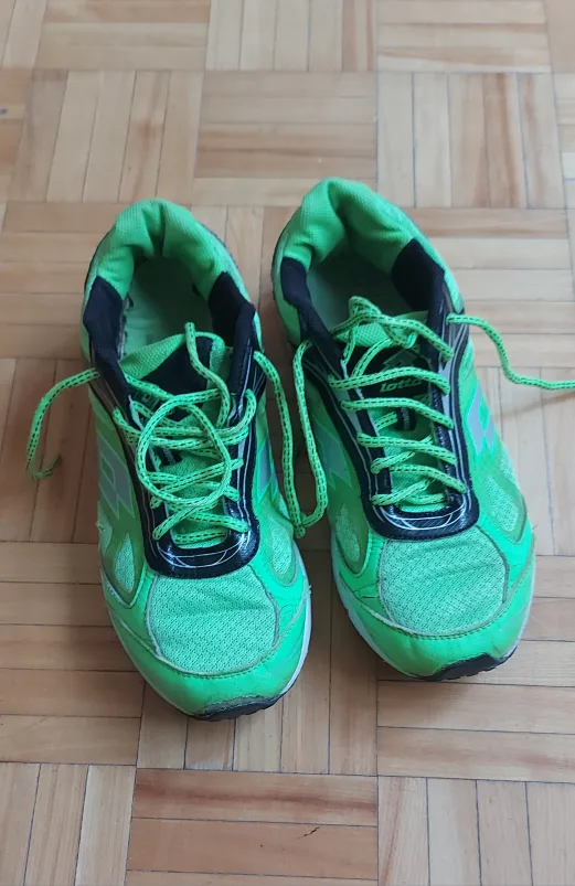Green Lotto Running Shoes thumbnail
