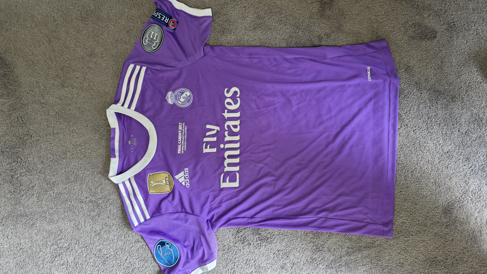 Real Madrid Ronaldo Jersey - photo 2