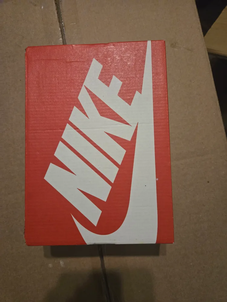 Nike Kids' Jr. Tiempo Legend 10 Club FG/MG Soccer Cleats image indicator(3)