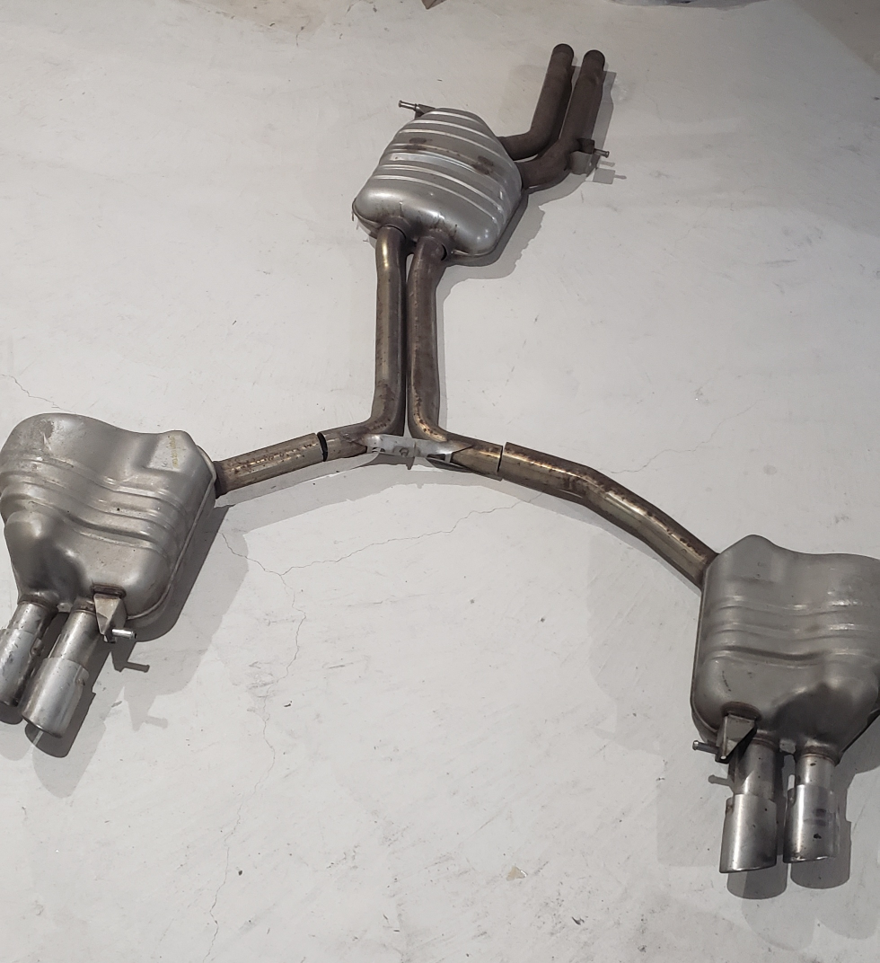 Audi Stock Exhaust - photo 2