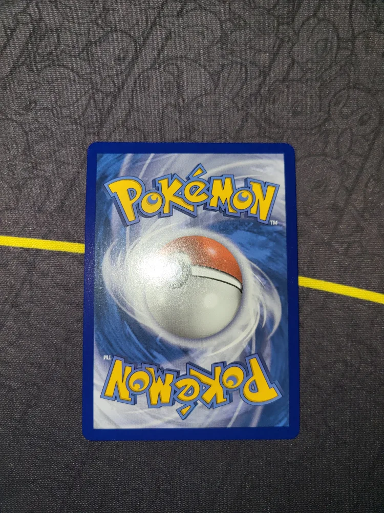 Hidden Fates Eevee SV41/SV94 image indicator(2)