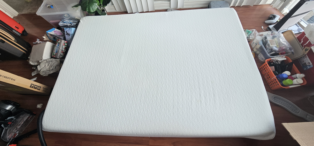 Free 10" Double/ Full Size Zinus Mattress - photo 2