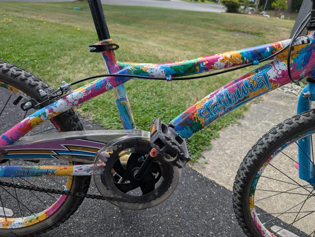 Dynacraft Starburst Kids' Bike image indicator(2)