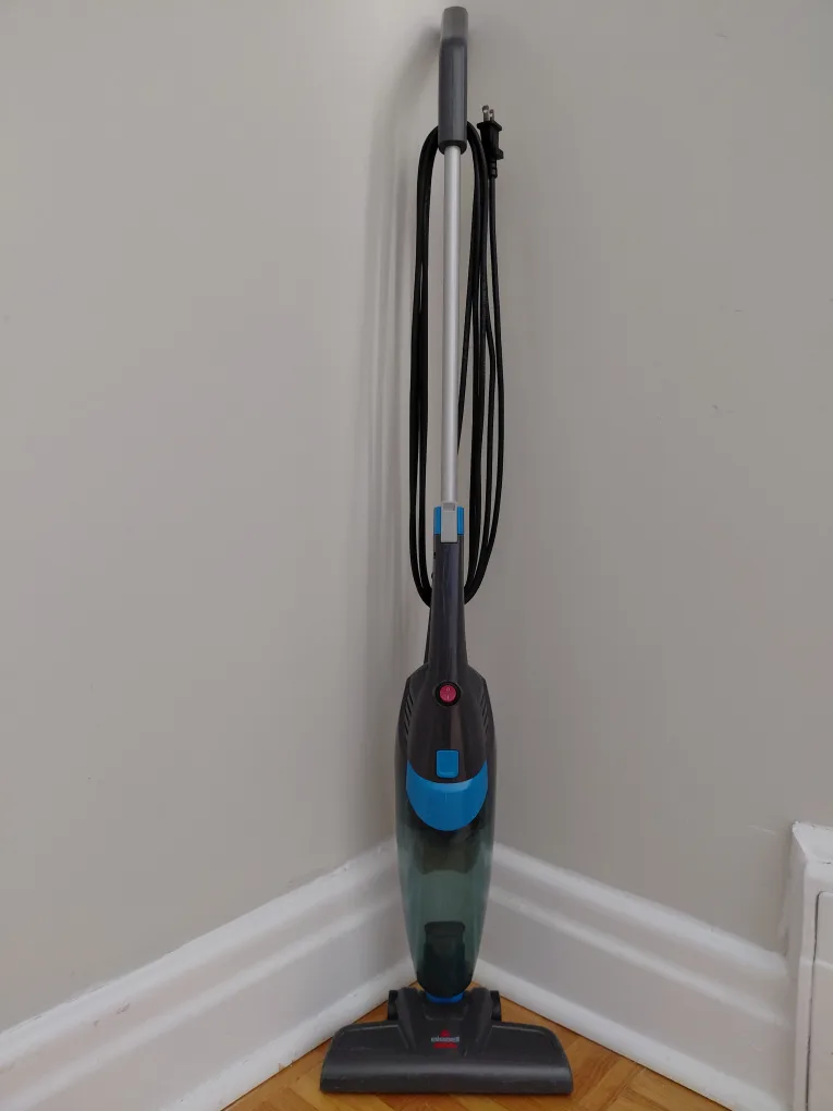 Bissell Stick Vacuum - Lightweight & Compact thumbnail