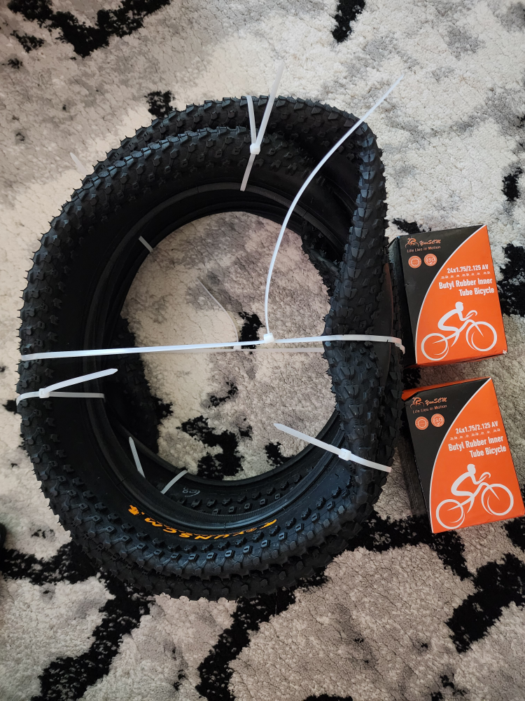 YUNSCM Bicycle Tires 24 x 1.75/2.125 AV - photo 2