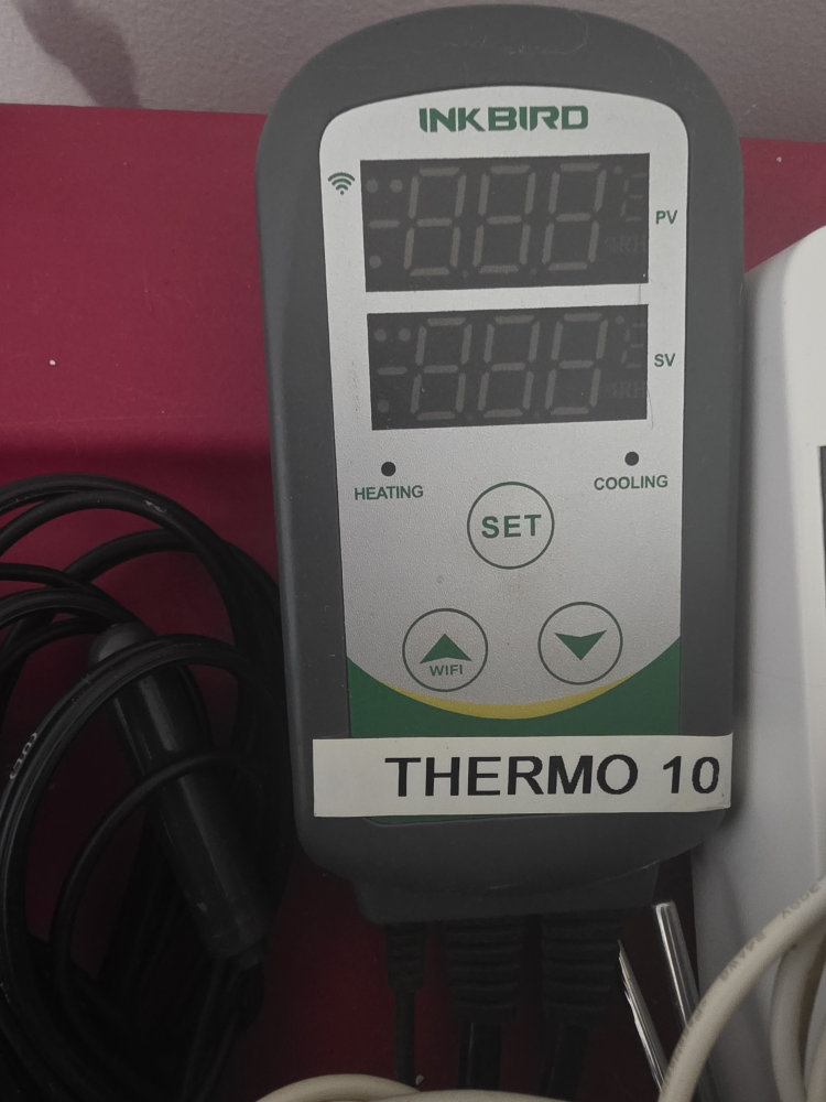 Mixed Lot of Herpstat, Inkbird, Pymeter Thermostats sold - photo 5