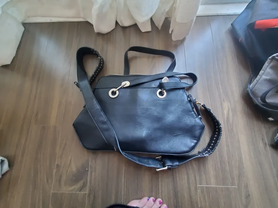 kate n Alex Cuttaro purse thumbnail